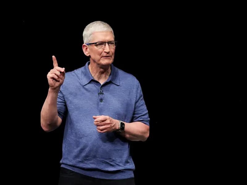 Tim Cook'un Ayrılığı: Apple'ın Geleceği John Ternus ile Şekillenecek
