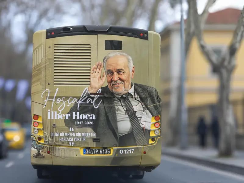 İETT, İlber Ortaylı için özel saygı otobüsü hizmete aldı