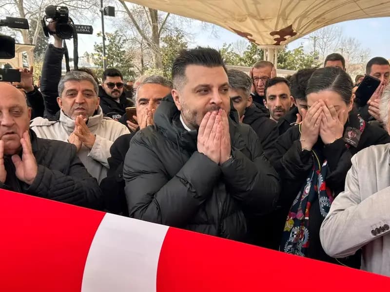 İlber Ortaylı İçin Fatih Camii'nde Son Veda Töreni Yapıldı
