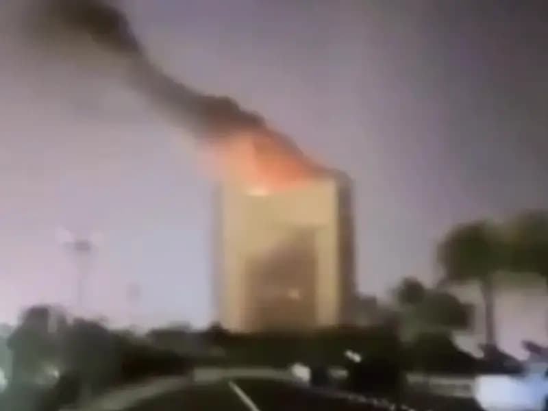 İran İHA Saldırısı, Kuveyt Bakanlıklar Kompleksi'ni Vurdu