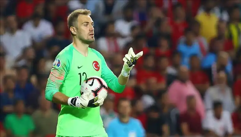 Mert Günok, Futbol Kariyerinin Sonlanma Yaşını Açıkladı!
