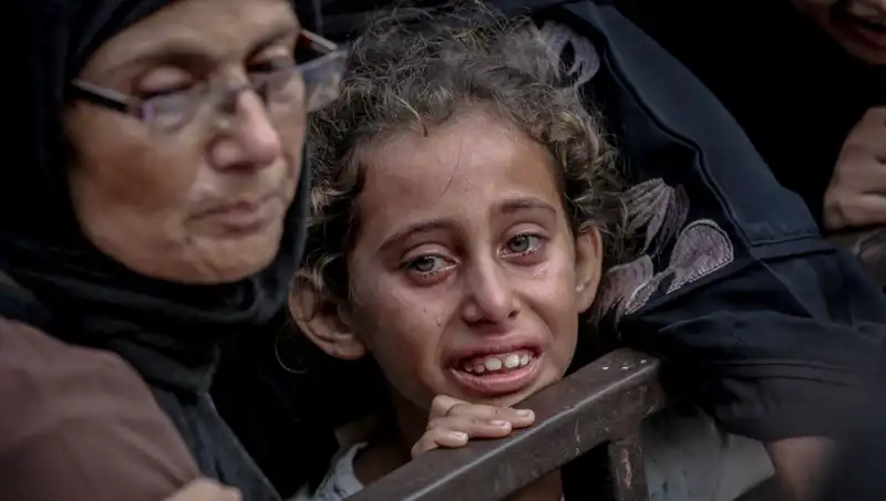 Gazze'de Açlık Savaşı: İsrail Askerinin Skandal Eylemi Gündemde