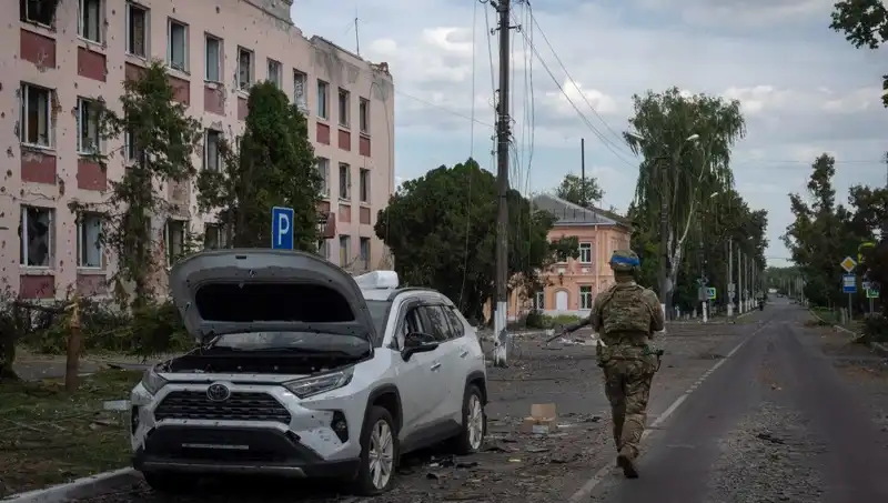 Ukrayna'nın Stratejik Hamlesi: Rus Temas Hattında Kursk Geri Alınıyor