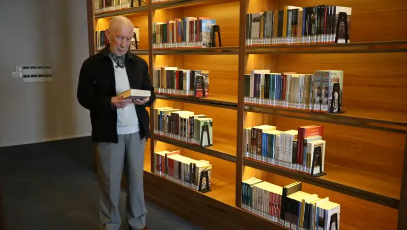 71 Yıl Boyunca Okuma Tutkusu: 8 Yaşında Başlayan Bir Hikaye