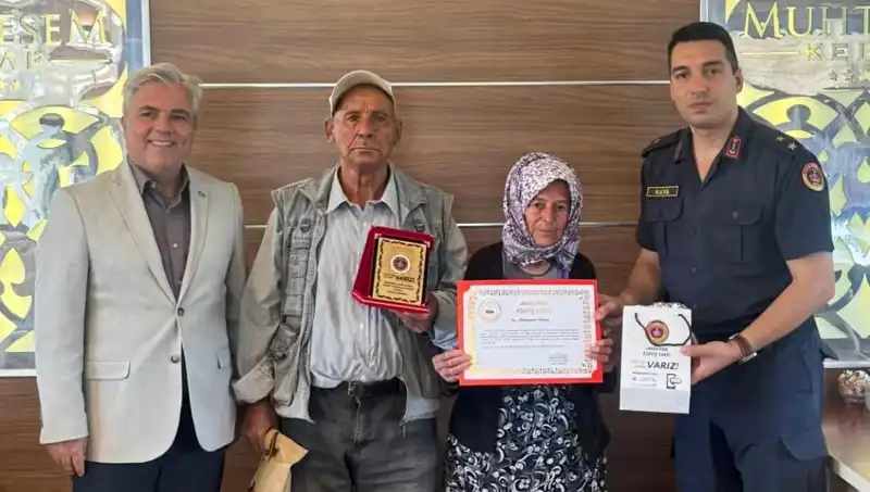 Hayatlarını Değiştiren Karar: Tek Evlerini Jandarmaya Bağışladılar