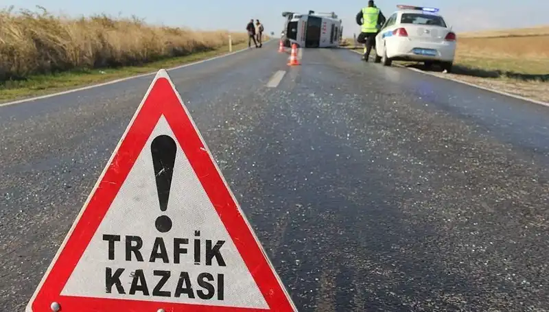 Niğde’de Zincirleme Kaza: 16 Kişi Yaralandı, Olayın Detayları Ortaya Çıktı