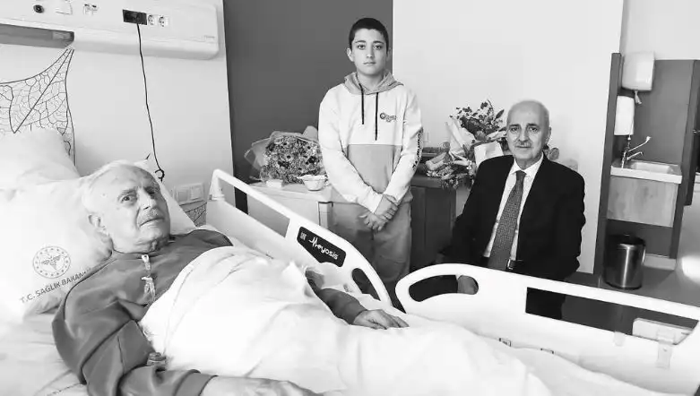 AK Parti'nin Kurucusu Burhan Abiş Hayatını Kaybetti: Kimdir?