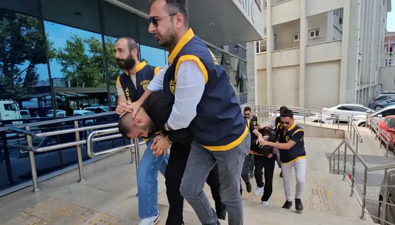 FETÖ Yalanıyla Milyonları Kandıran Çetelerin Karşısında Yeni Stratejiler!