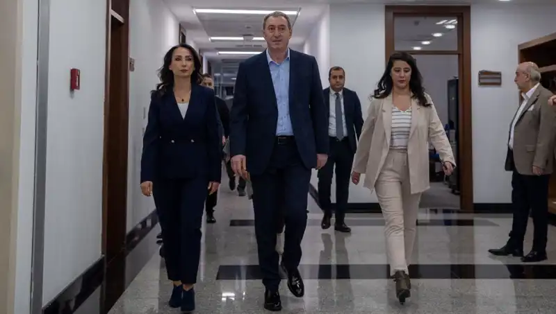 DEM Parti Heyeti, Üç Siyasi Partide Önemli Temaslarda Bulunacak