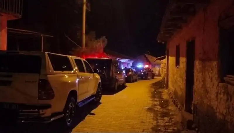 Oğlu Tarafından Öldürülen Adamın Cenazesi, Aileyi ve Toplumu Sarstı