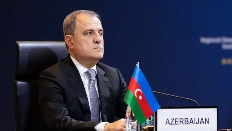 Azerbaycan ile Ermenistan Arasındaki Temaslar Barış Anlaşmasına Dönüştü: Tarihi Gelişme