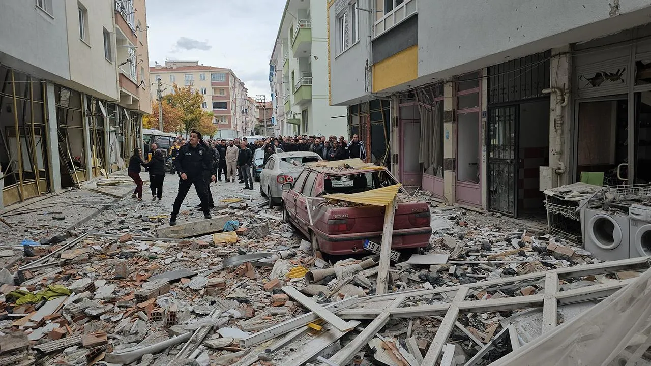 Çorum’da Doğal Gaz Patlaması: 1 Kişi Hayatını Kaybetti, 17 Kişi Yaralandı