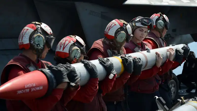 Amerikan Füzeleri Suudi Arabistan'a İniyor: Güvenlik, Strateji ve Bölgesel Etkiler