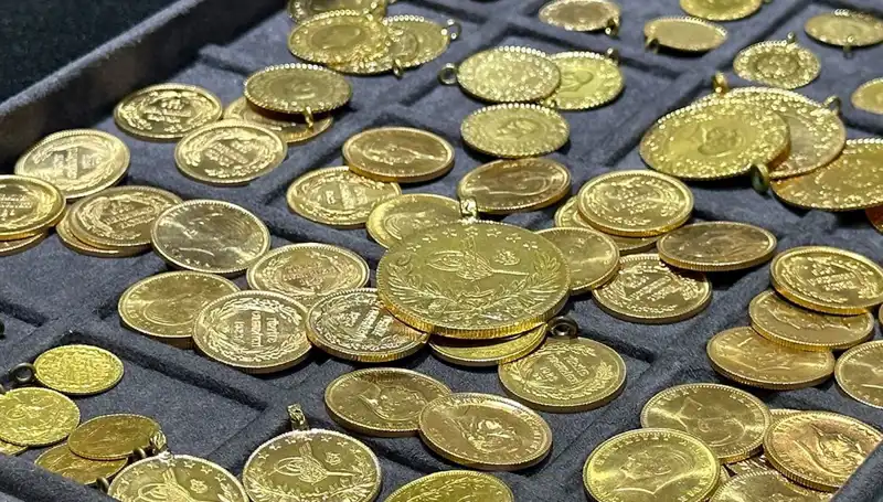 Hafta Sonu Altın Fiyatları: Yükseliş mi, Düşüş mü Bekleniyor?