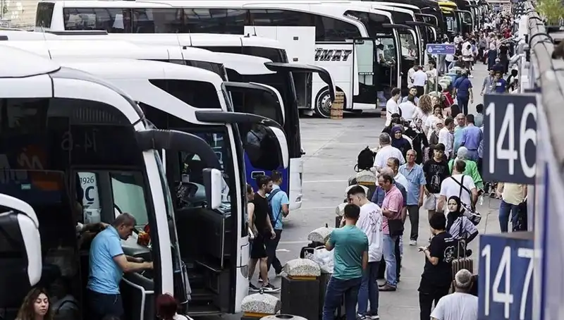 İstanbul'dan Göç Edenlerin Sayısı Geçen Yıl Rekor Kırdı