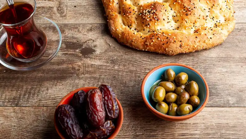 Şevval Orucu: Faziletleri, Zamanı ve Tutulma Şekli hakkında Her Şey