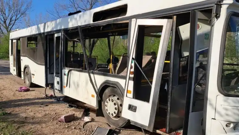 Rusya'nın İşçi Taşıyan Otobüsüne Düzenlenen Saldırı: 9 Ölü, Onlarca Yaralı