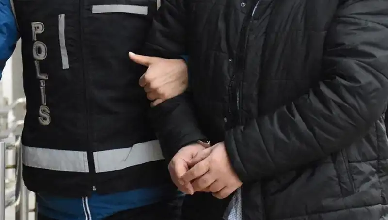 Sosyal Medyada Kadın Profiliyle 500 Milyonluk Dolandırıcılık: 12 Kişi Gözaltında