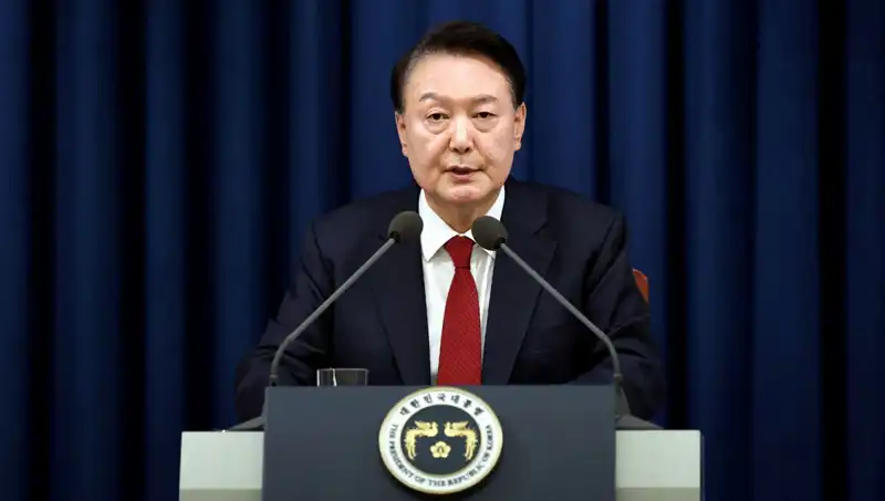 Güney Kore Devlet Başkanı Yoon Suk Yeol Görevden Alındı: Ülke Siyasi Çalkantılarla Karşı Karşıya