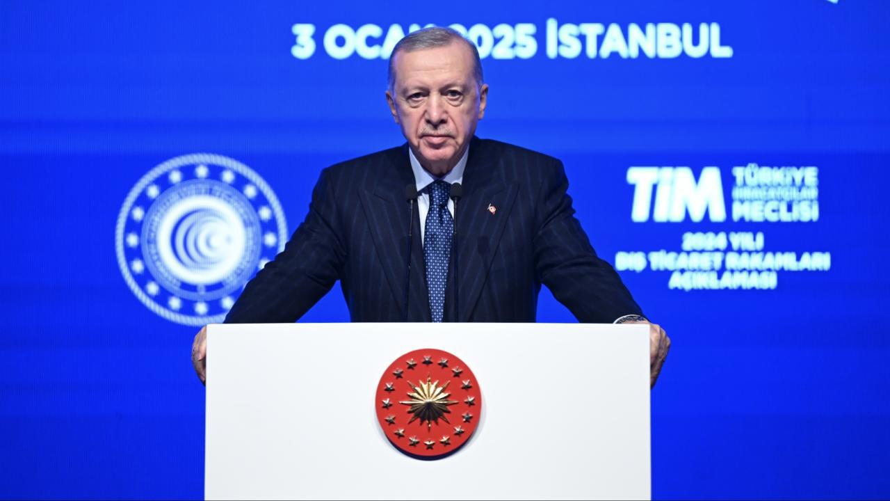 Cumhurbaşkanı Erdoğan: Türkiye'nin 2024 İhracatı 262 Milyar Dolara Ulaştı