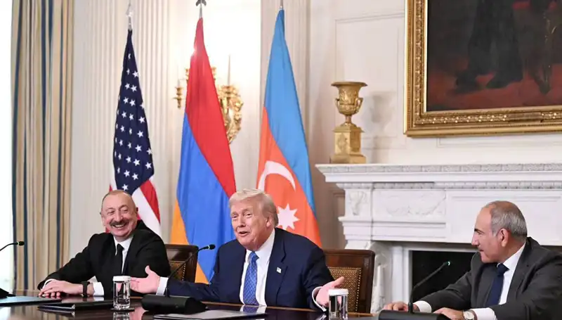 Aliyev'den Ermenistan’a Anayasa Çağrısı: Hızlı Hareket Zamanı Geldi!
