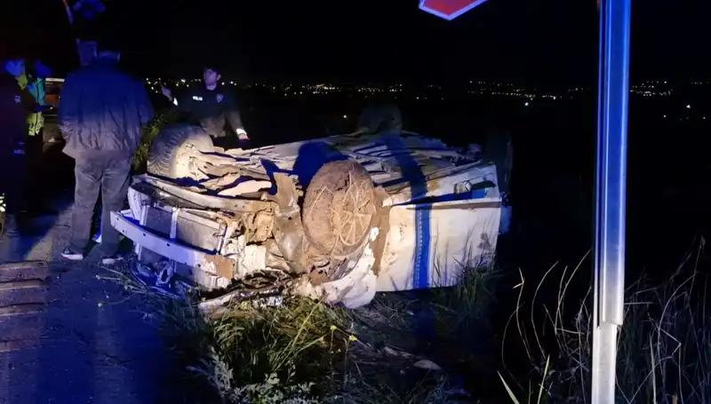 Otomobil Şarampole Devrildi: Korkunç Kaza Sonucu 1 Kişi Hayatını Kaybetti