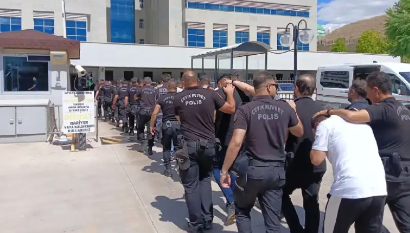 Ankara'da Tehditkar Haraç Çetesi Çökertildi: Avukatları Da Operasyona Dahil Edildi