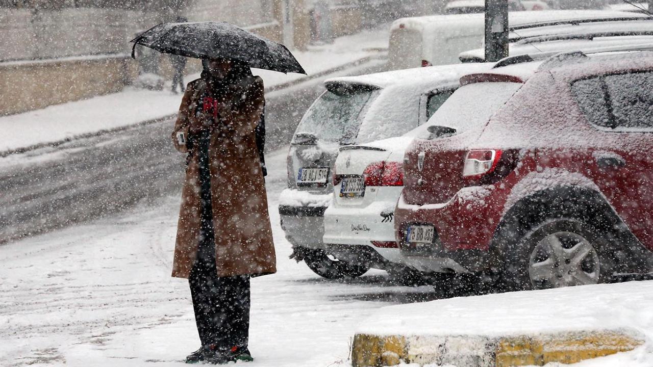 Hava Durumu: Soğuma ve Yağış Bekleniyor