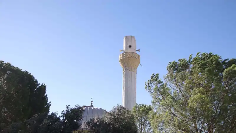 Muğla'da Şiddetli Fırtınayle Minare Uçtu, Evlerin Çatıları Yıkıldı!